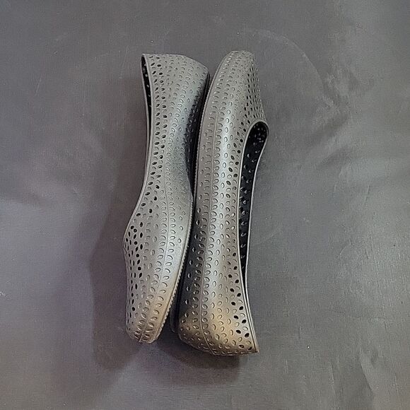 OKABASHI SAMANTHA ROUND TOE SLIP-ON WOMEN"S CUTOUT DESIGN WOMEN"S FLAT SHOE - Picture 8 of 14